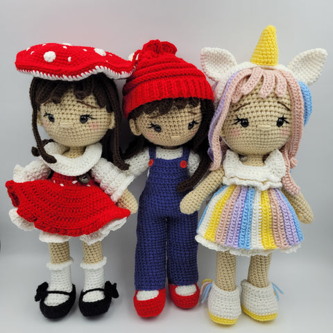 Dolls with Removable Clothing